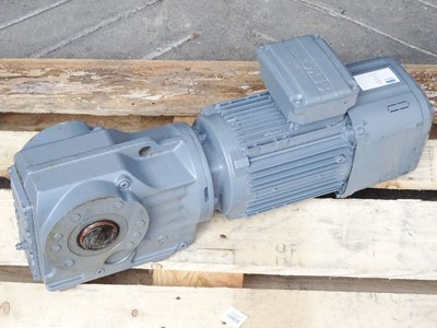 SEW Gear Motor KA57/T DRN90L4/BE2/TF 1.5kW 1461/25rpm i57.42 Unused