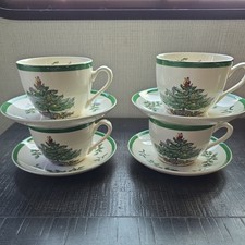 VTG 1980  s Spode Christmas Tree Cups  Saucers Set of 4 England Great Condition