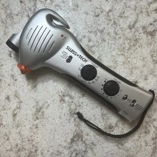 Swiss+Tech Automobile Emergency Tool - Dynamo AM/FM Flashlight Radio