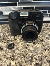 Olympus CAMEDIA C-5060 Wide Zoom Digital Camera 5.1MP 4x Zoom Black Parts/Repair