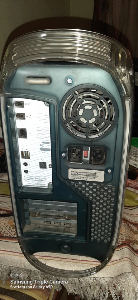 APPLE POWERMAC G4  + tastiera  - Immagine 3 di 4
