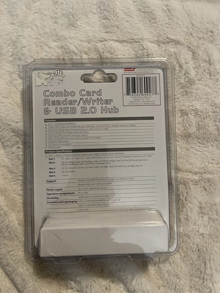 Digipower Combo Lector de Tarjetas Escritor y Hub USB 2.0 Nuevo En Caja Foto 2 de 2