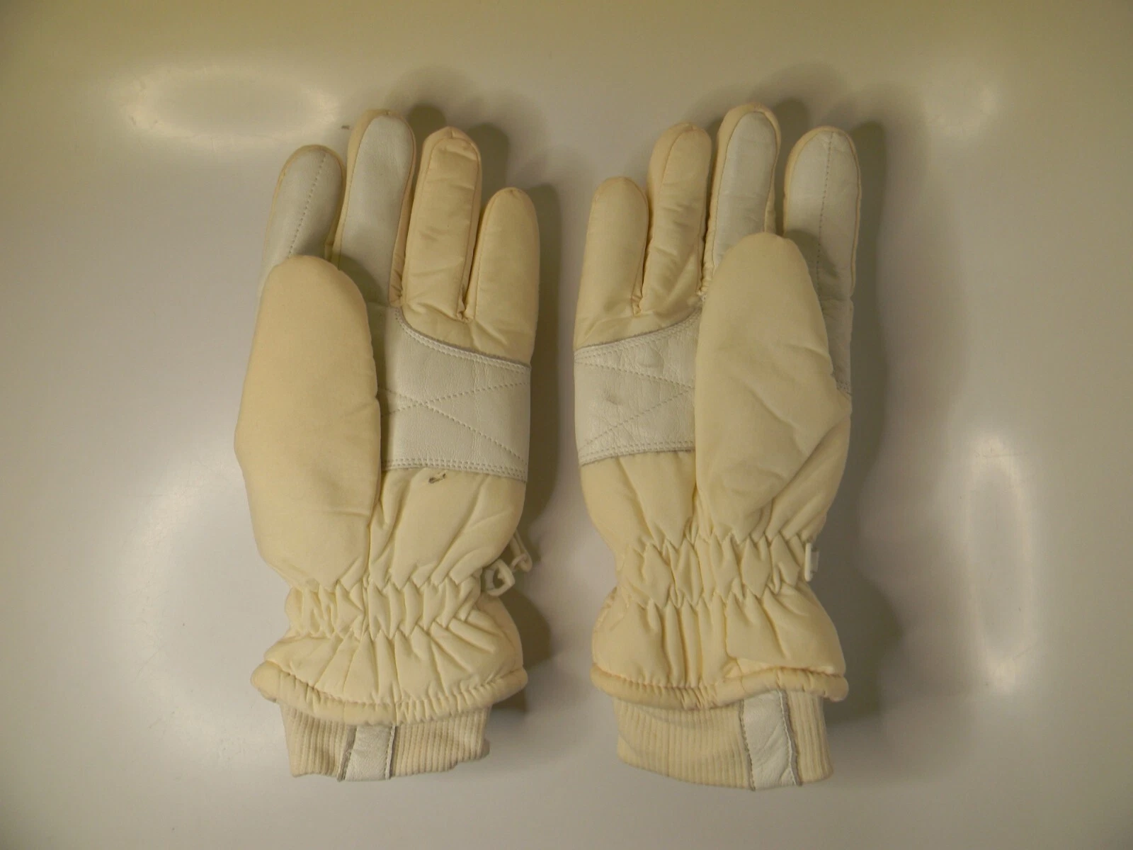 Womens Saranac B-4 Gore-Tex White Ski Gloves Size M