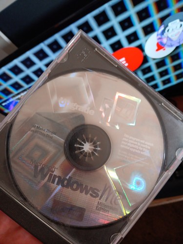 MICROSOFT WINDOWS ME MILLENNIUM FULL OPERATING SYSTEM MS WINDOWS