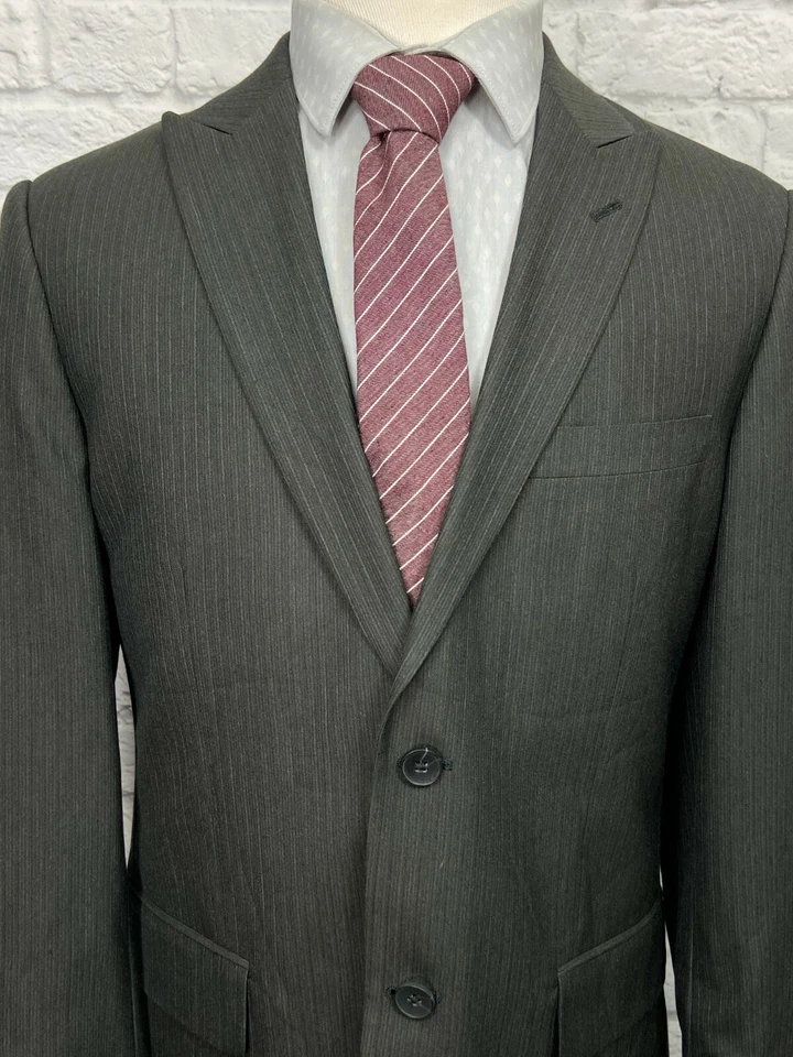 PERRY ELLIS Men's Gray Peak Lapel Blazer Sport Coat Jacket (40R) - Image 2 of 4