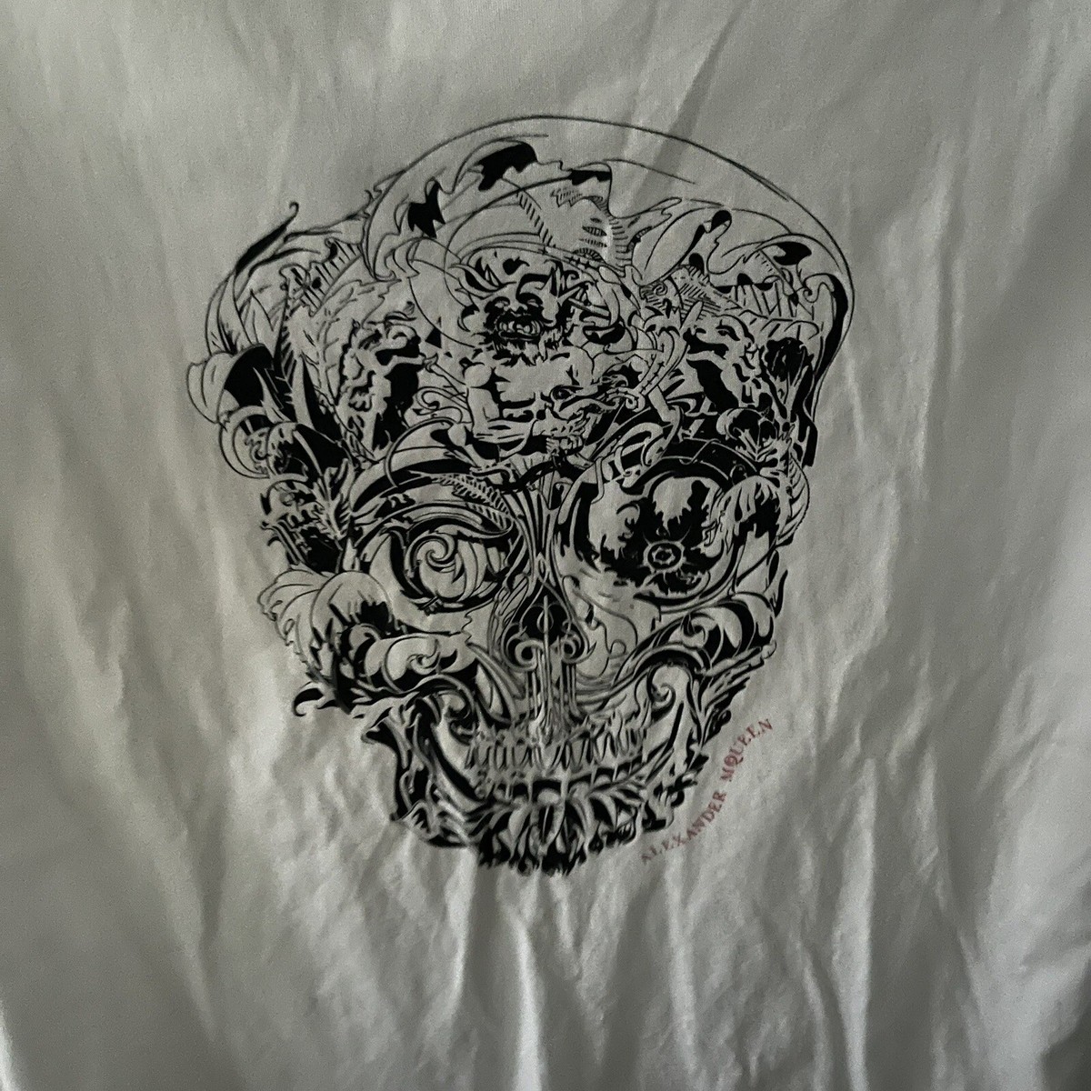 ★alexander mcqueen★ Skull Print Short Sleeve T-Shirt White Alexander McQueen Men's Obscured Skull Print T-Shirt in