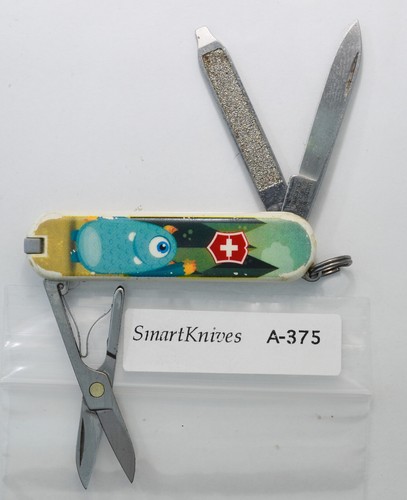 Victorinox Classic Swiss Army knife- Snack Time good 2015 contest A375 - Picture 1 of 5