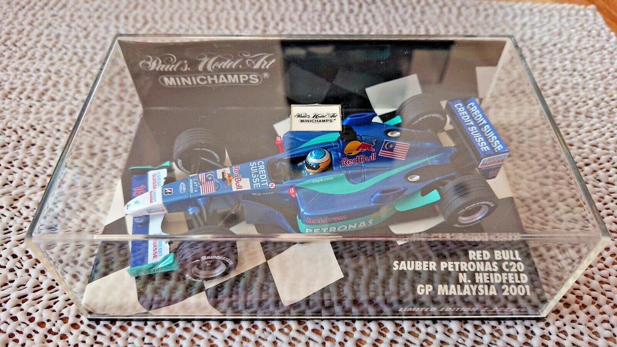 Minichamps 1:43 Red Bull Sauber Petronas C20 F1 Car Nick Heidfeld
