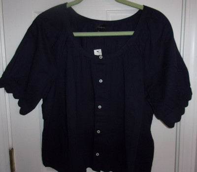 NEW Talbot's Women's Navy- Blue Tunic pleated Top  SIZE L
