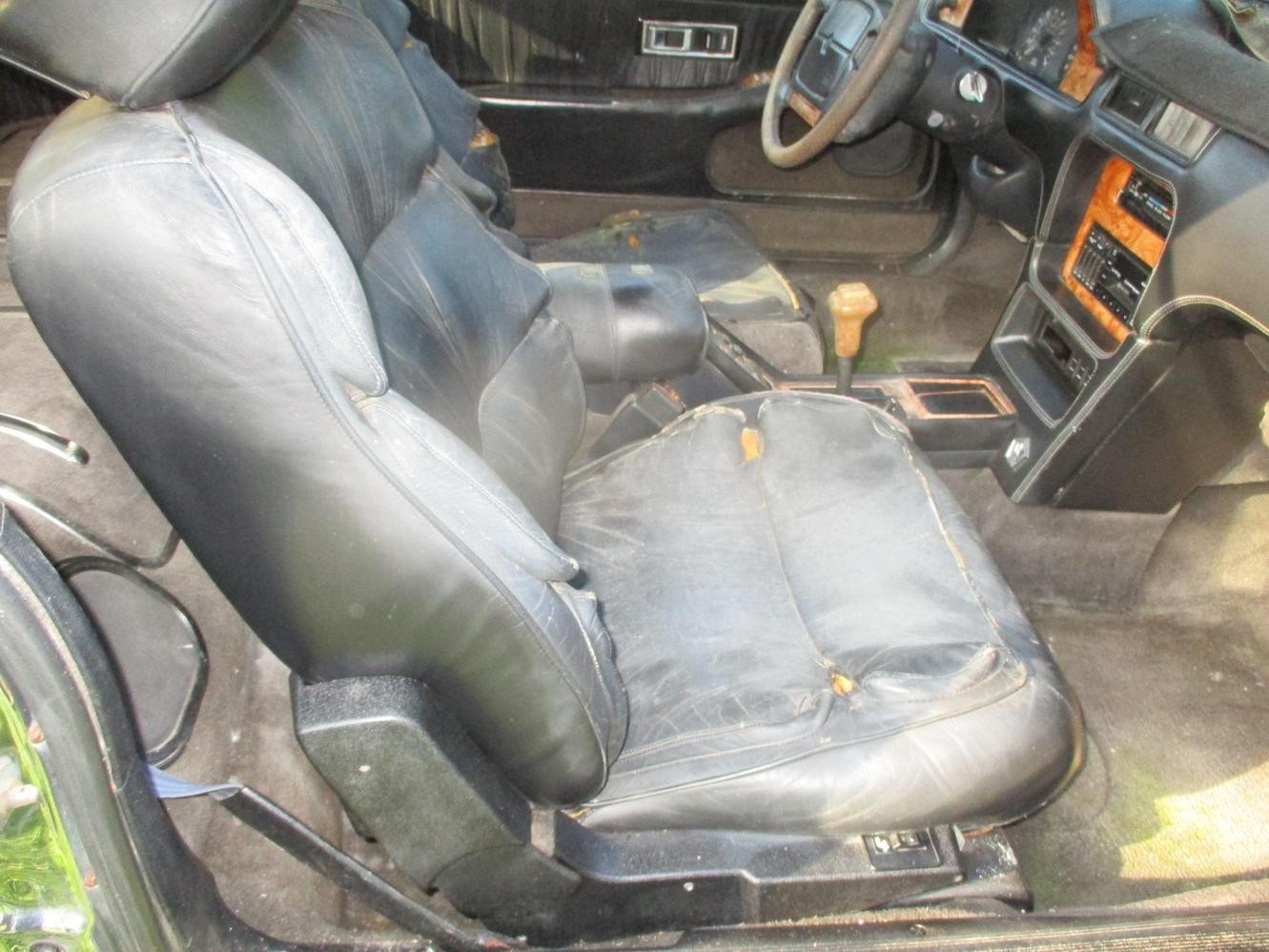 1991 91 89 90 Chrysler TC Maserati Parts Car Complete w/ CD Player