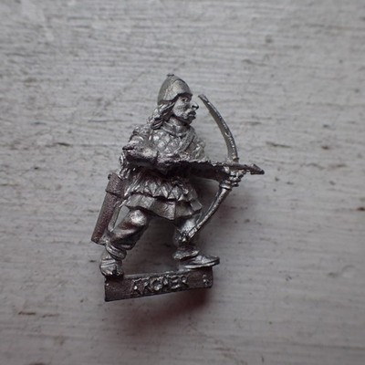 Citadel Warhammer 80s Empire Fighter Norse F8 Viking Archer Ragnar