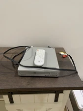 Magnavox DVD Player w/ cables and Remote MWD 200GA TESTED WORKS