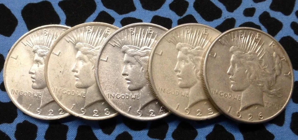 Peace Dollars 1921-1935 Lot of 5 Uncirculated 90% Sil ver Coin Mixed Year US - Image 3 of 4
