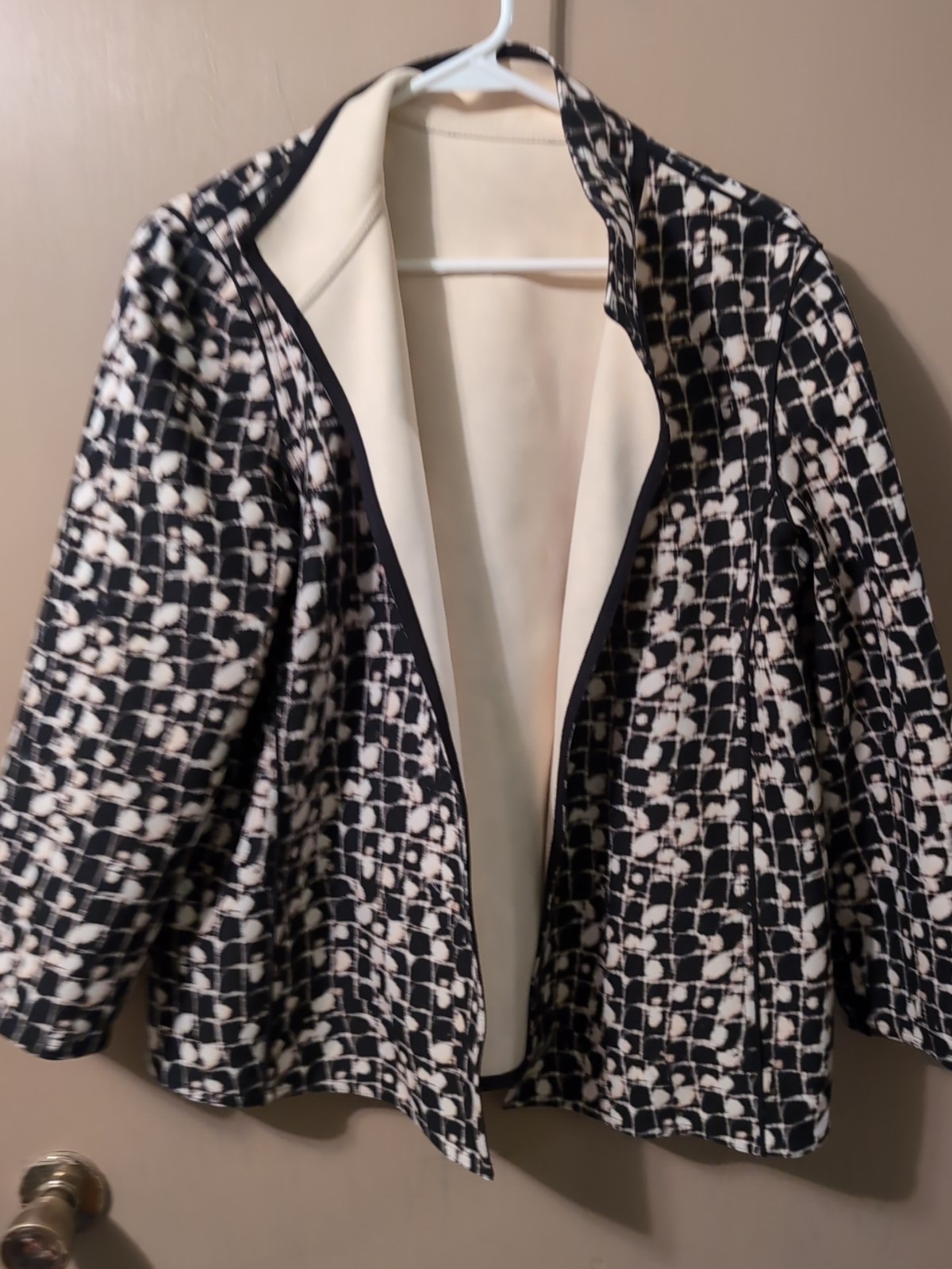 Reversible Jacket Size Medium Large - image 4