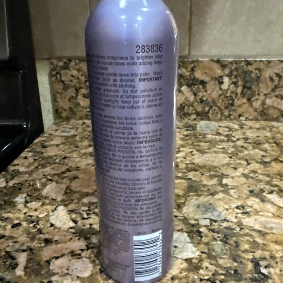 Mousse voluminizadora Zotos Blondie Violate para iluminar a tu rubia 8 onzas Foto 2 de 3