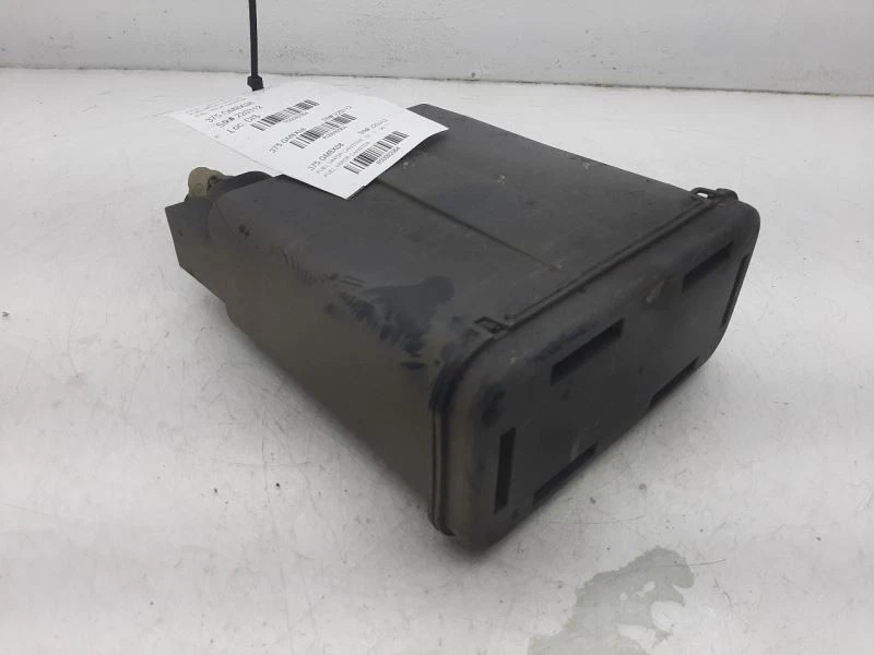 Bote de vapor de combustible Chevrolet Silverado 1500 04-20 15137021 Foto 3 de 4