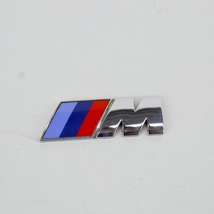 BMW X3 F25 Kotflügel links Herstellerplakette 8058882 2013
