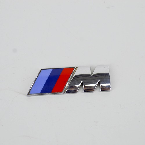 BMW X3 F25 Kotflügel links Herstellerplakette 8058882 2013