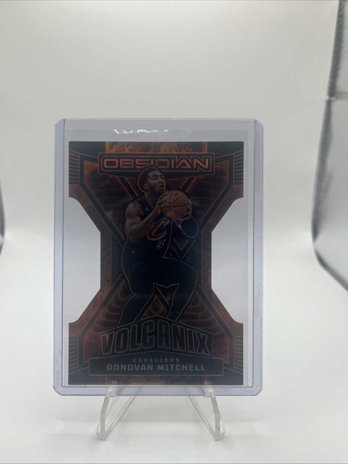 2022 Panini Obsidian DONOVAN MITCHELL Volcanix Ultra Rare CASE HIT SSP