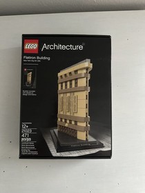 USED LEGO ARCHITECTURE: Flatiron Building, New York (21023)