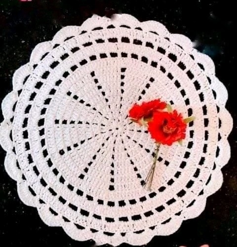 Handmade Crochet Doliy Plate Mate Round 11" Crochet Table Mate Weaved Crochet - Picture 1 of 2