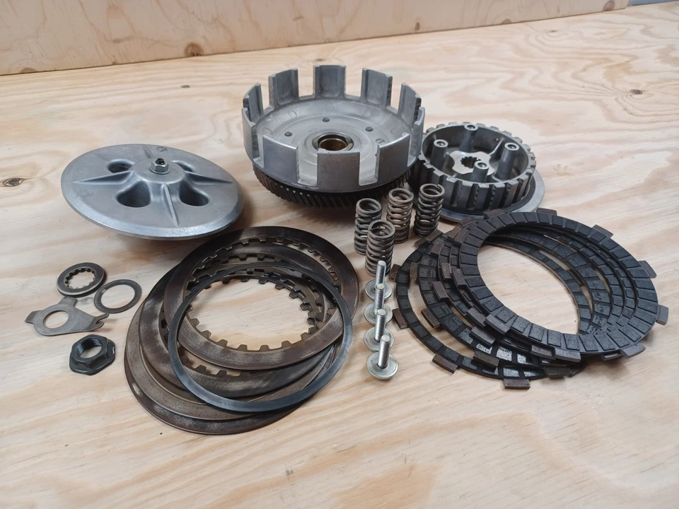 ♻️♻️ Yamaha WR 125 X R 2009-2014  Engine  Clutch Basket Assy ♻️♻️ - Image 3 of 4