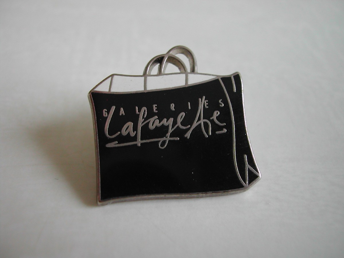 Pin's Galeries Lafayette - Sac Noir - Arthus Bertrand - Collection