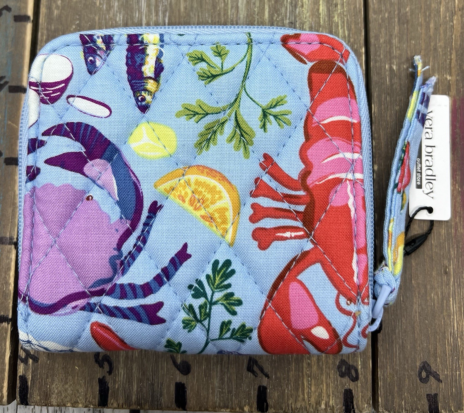 NWT Vera Bradley Seafood Boil Essential Small Zip Around Wallet Quilted Cotton