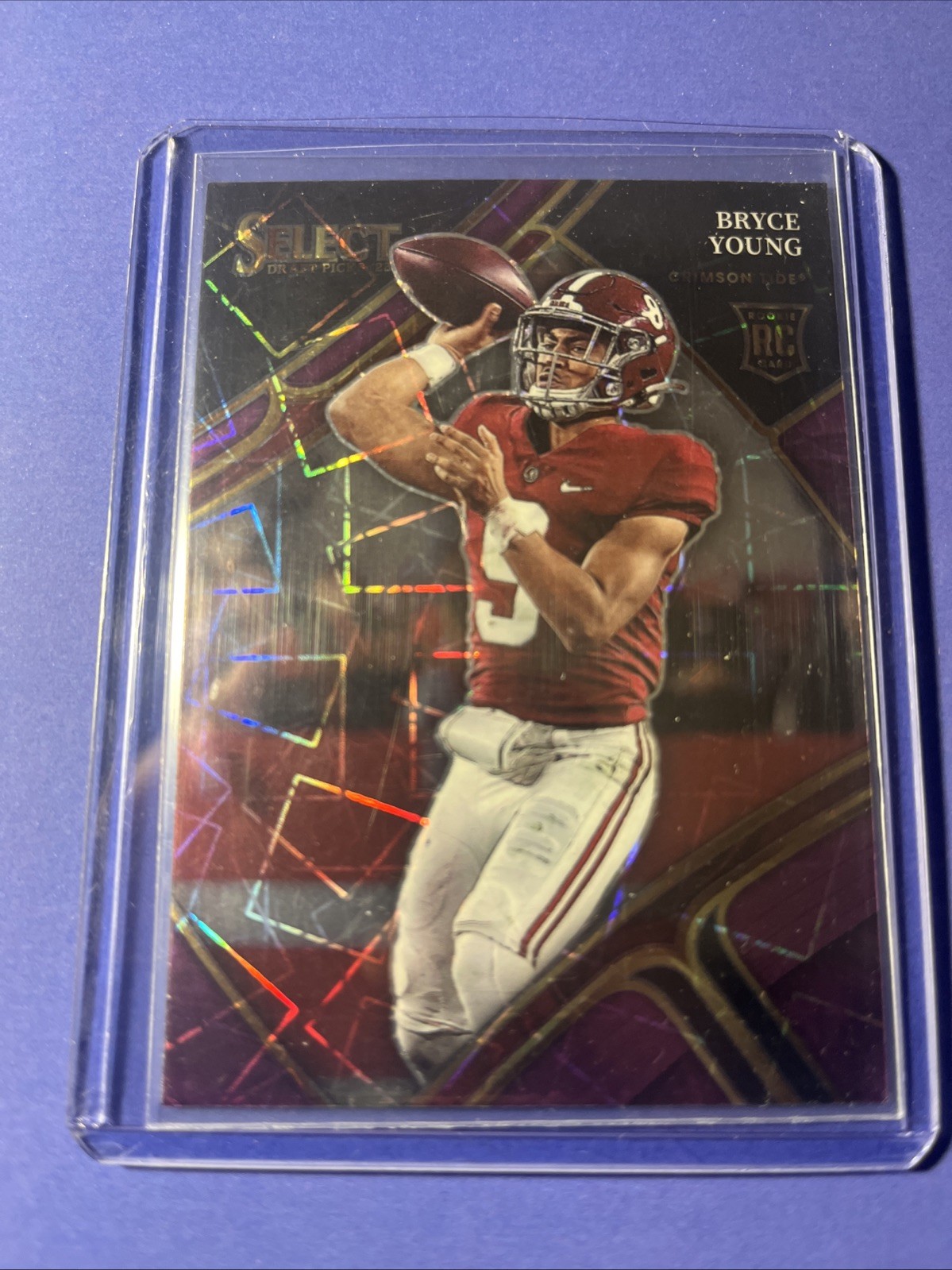 2023 Panini Select Draft Picks - Field Level Bryce Young #101 Red Lazer Prizm RC