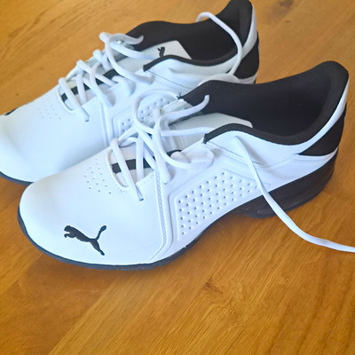 PUMA Herren Viz Runner Sneaker Größe 43 Neu