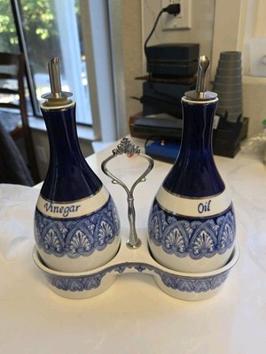 Bombay Company ARABESQUE TILE blue & white porcelain OIL & VINEGAR Cruets Set