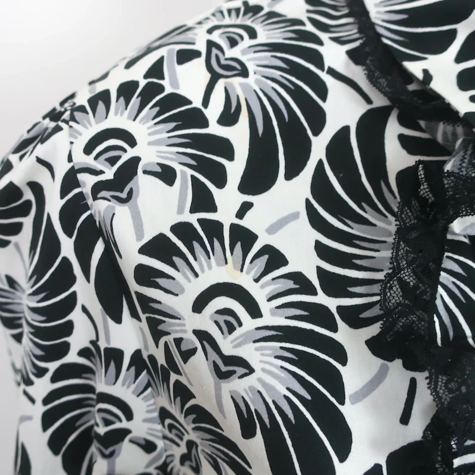 Prada Shirtdress White/Black Lace-Trim Printed Cotton Size 40 Long Sleeve Dress - Image 2 of 4