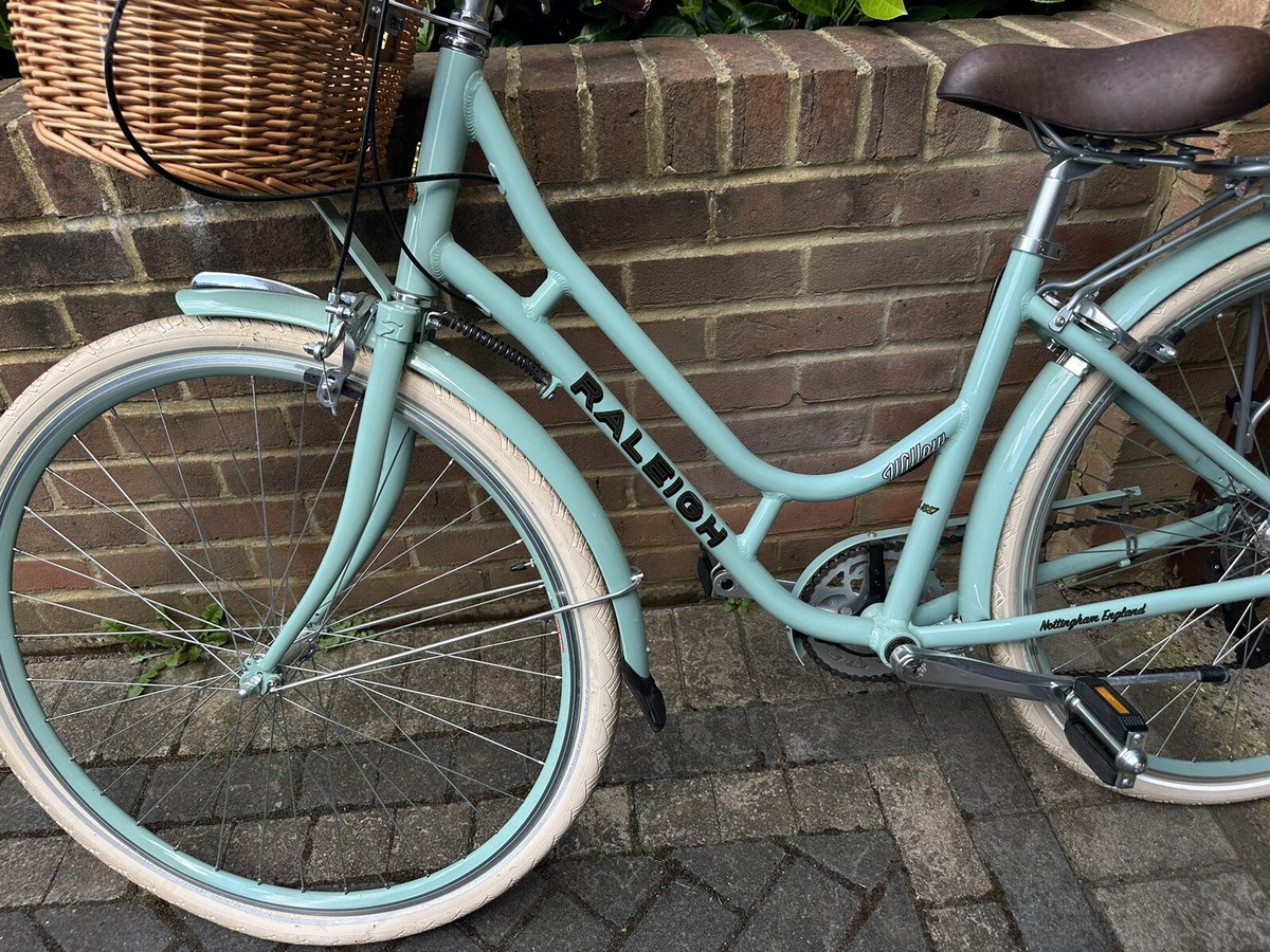Raleigh Willow Classic Hybrid Womens Bike 2021 UK