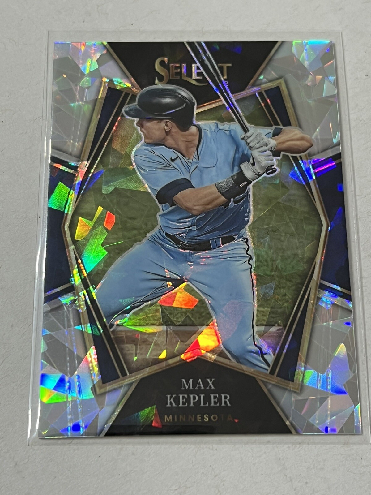 2022 Panini Select Cracked Ice Max Kepler/25 Premier Level Prizm Minnesota Twins