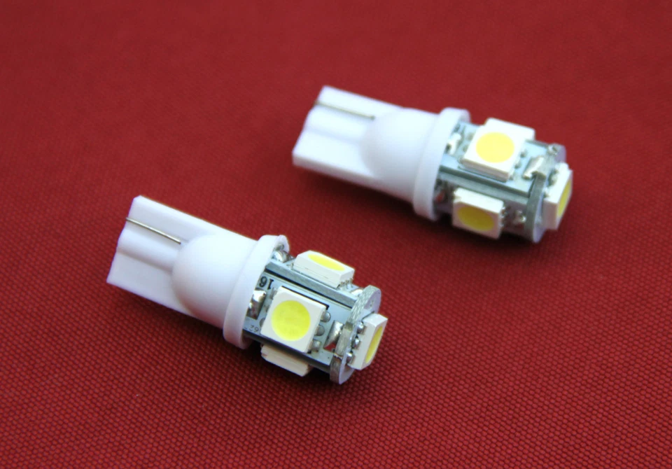 Bright White Xenon Headlight Globes for Toyota Landcruiser 100 series  - H + L - Image 3 of 3