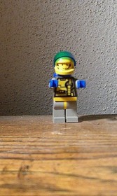  Vintage LEGO Space: Unitron Crater Cruiser (1787)