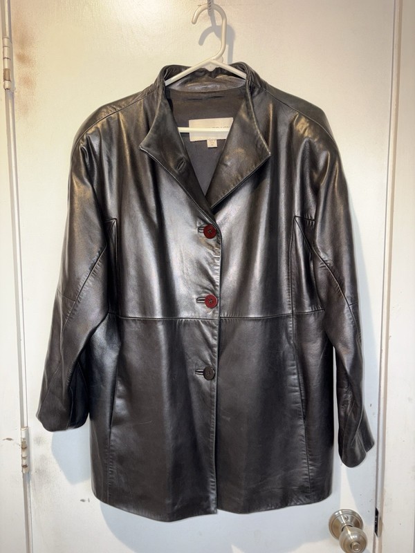 Reduced Again!! Ellen Tracy Black Calfskin  Jacket, M, Excellent P-O Condition