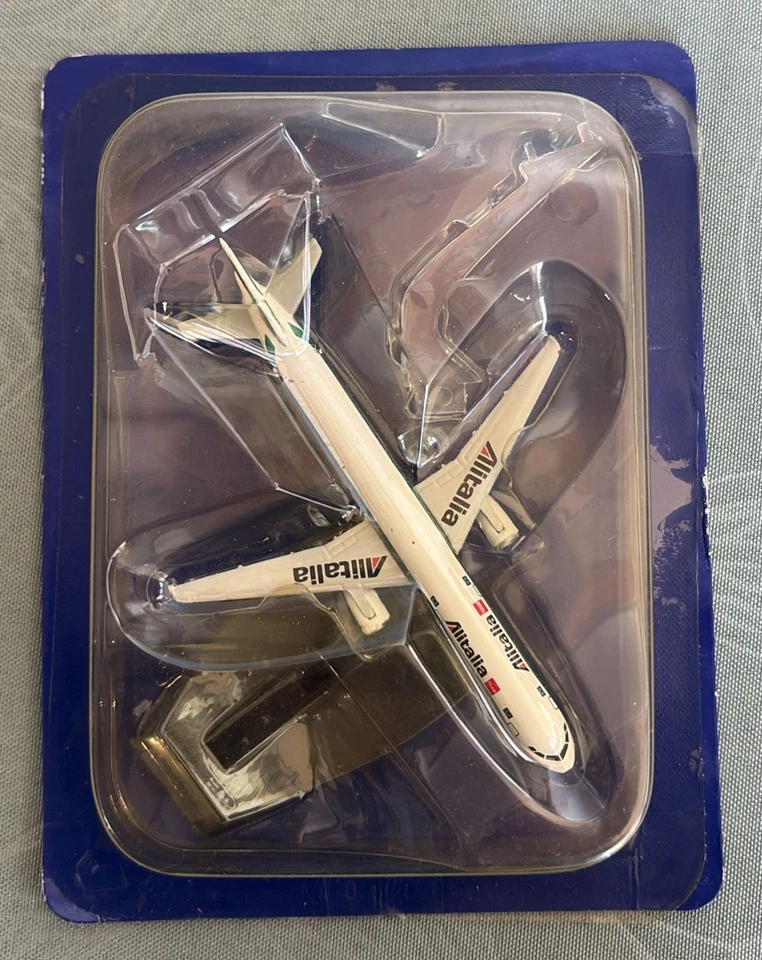 AIRBUS A321-131 ALITALIA AEREO MODELLINO NEW IN BOX - Immagine 3 di 3