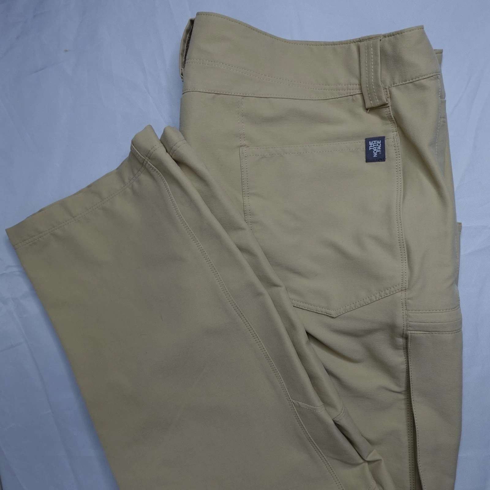 The North Face Mens Beige Cargo Pants Size 36x27 Hiking Outdoors Fishing Casual
Opens in a new windo