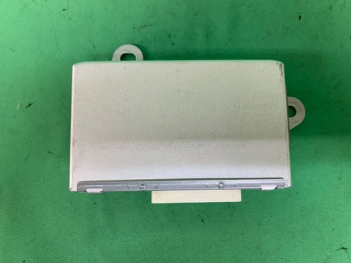 LEXUS GSE20 IS250 Genuine DENSO Distance Control Computer Operation Confirmed JP - Picture 8 of 10