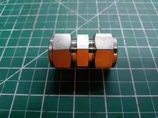 Swagelok SS-1210-6 Hydraulic Compression Union 3/4" OD Tube