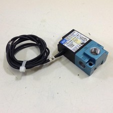 MAC Solenoid Valve 35A-AAA-DAAC-1BA Used #83916
