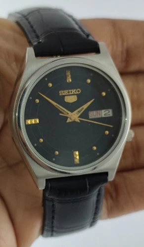 Vintage Seiko 5 Automatic Black Dial 7009 17J D/D Men Wristwatch 'Stay Stylish'
