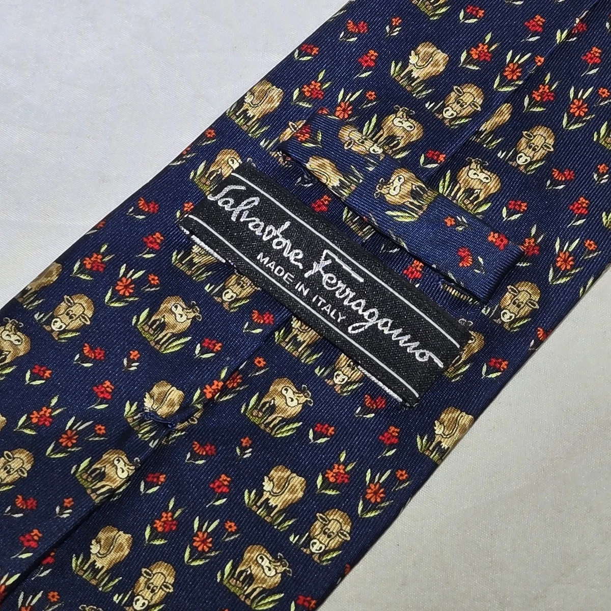 Salvatore Ferragamo Silk Tie Animal Cows Flower Field Italy Designer Auth Bulls