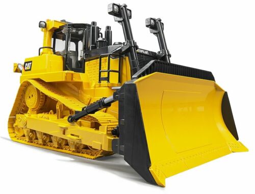 CAT Large Track-type Tractor (Crawler Bulldozer) Bruder Toy Car Model 1/16 1:16 - Picture 2 of 5