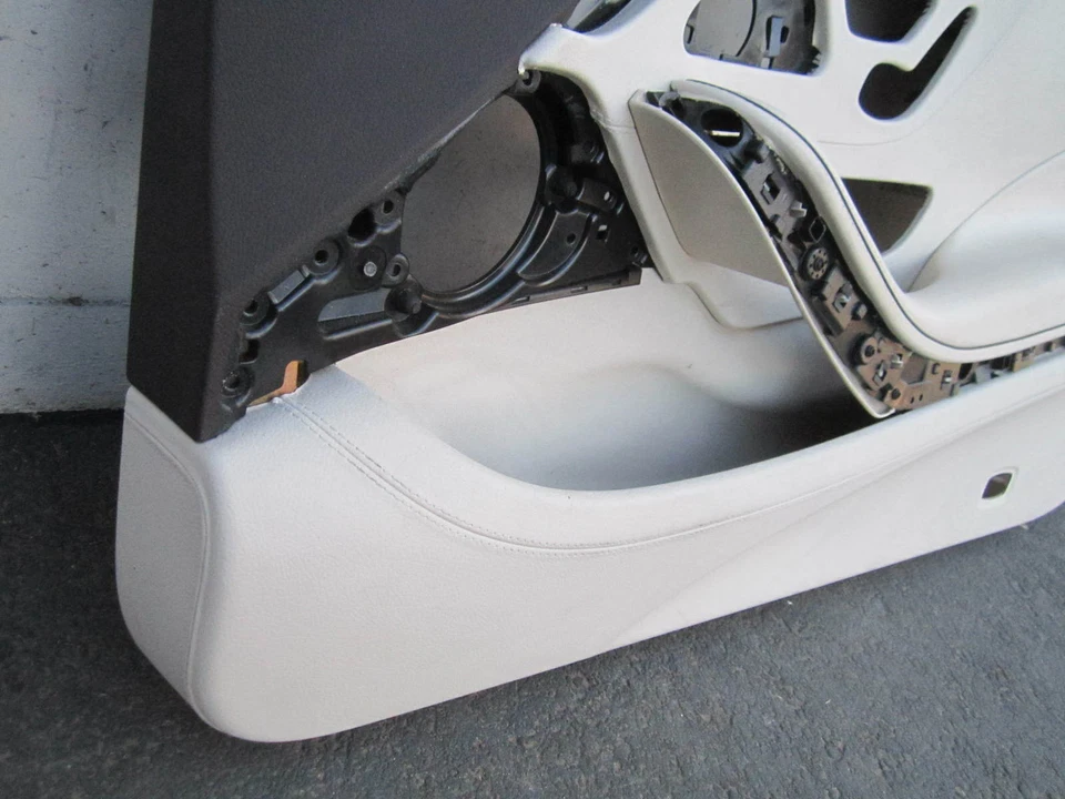 dp00911 Mercedes S550 Coupe AMG GT 2017 2018 2019 2020 RH door panel trim OEM - Изображение 3 из 4