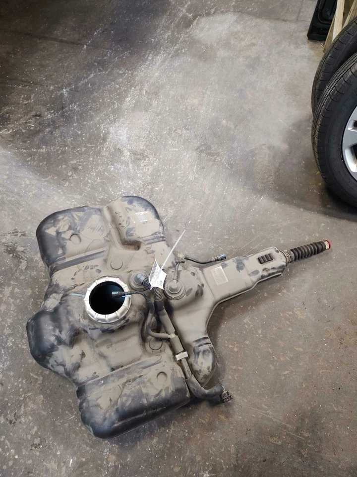 Топливный бак в сборе 2016 2017 Honda подходит только для Японии от оригинального производителя 17044TSTA00 - Изображение 3 из 3