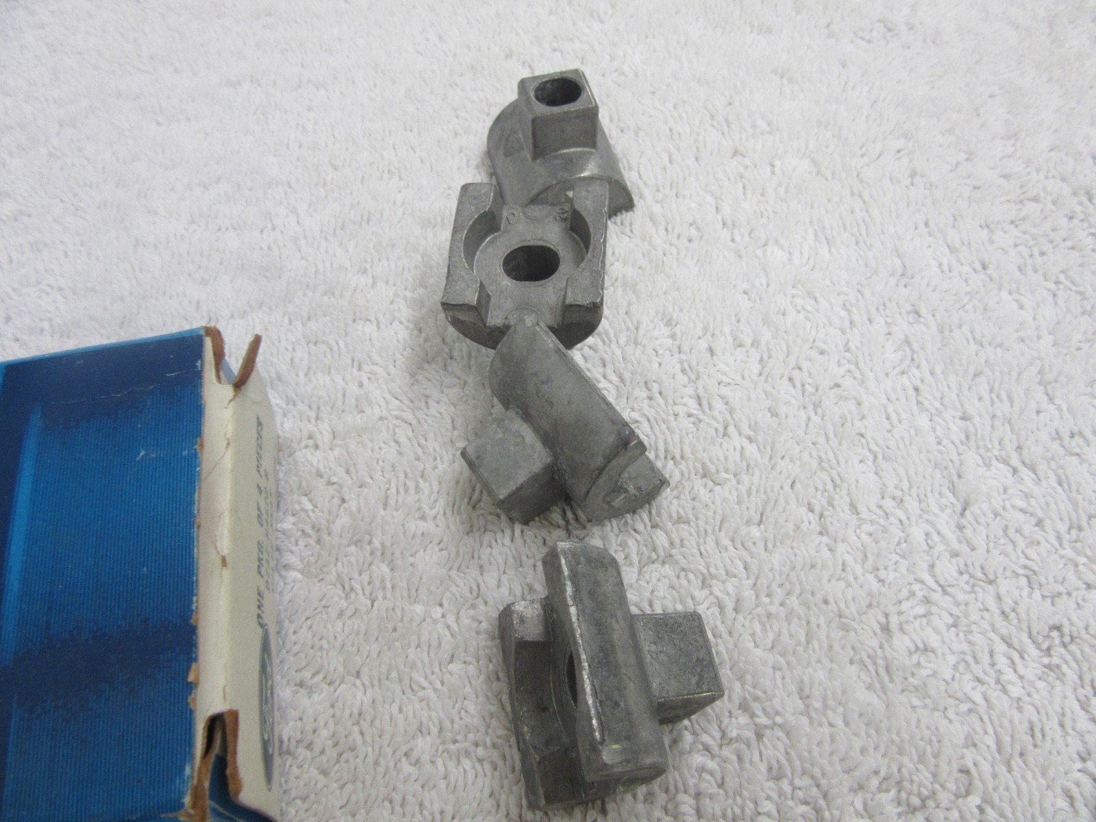 NOS 19751978 Torino Cougar 460 Engine Valve Rocker Arm Fulcrum Seat (4