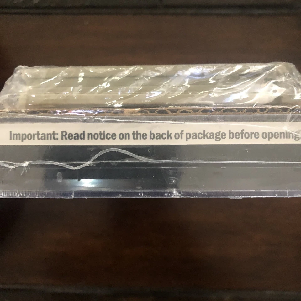 Microsoft Windows 2000 Professional Server on 1.44 MB Floppy Disks and CD New - Image 3 of 4