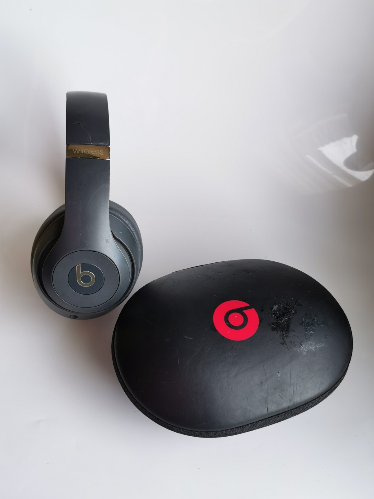 Dr. Dre Beats Studio3 Wireless Over-Ear Headphones - Shadow Grey